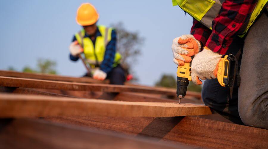 Professional gutter cleaning in Running Springs, CA